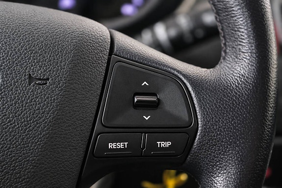 Kia Rio 13 of 17