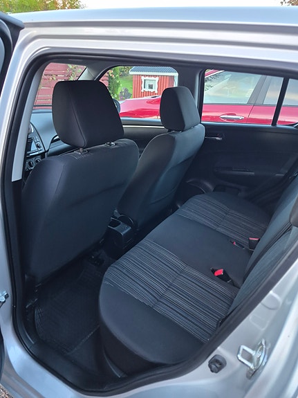 Suzuki Swift 8 of 12