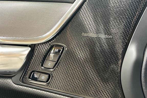 Volvo S90 23 of 29