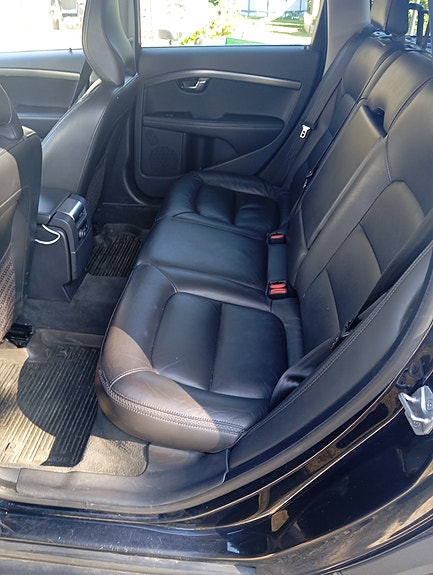 Volvo XC70 7 of 8