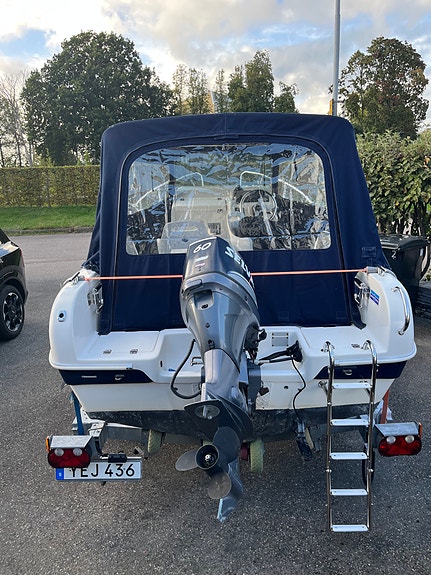 Atlantic Marine 505 Open 3 of 5