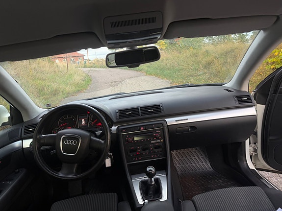 Audi A4 5 of 5