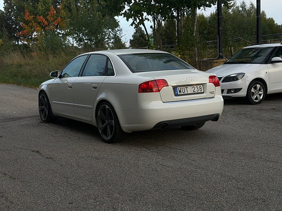 Audi A4 4 of 5