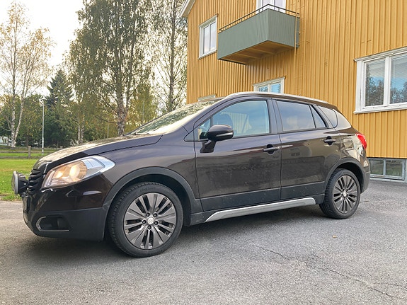 Suzuki SX4 S-Cross 3 of 3