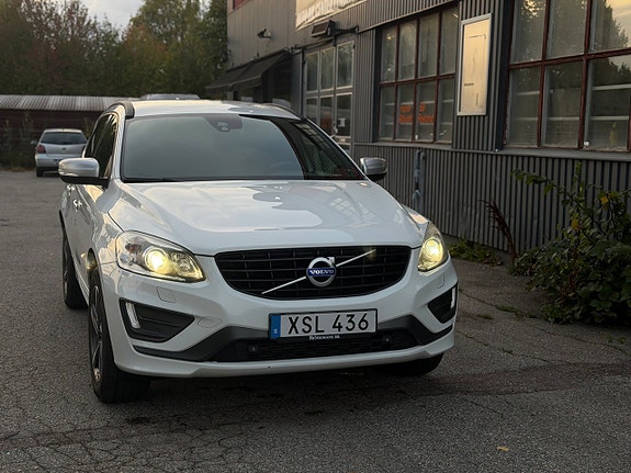 Volvo XC60 3 of 9