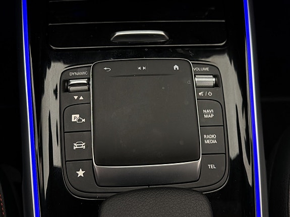 Mercedes-Benz EQB300 25 of 30