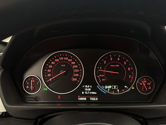 BMW 335i 18 of 30