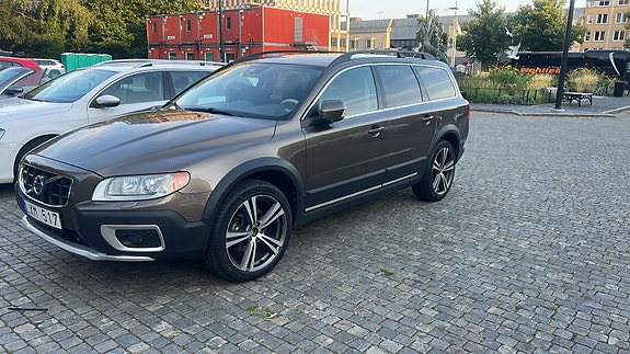 Volvo XC70 15 of 18