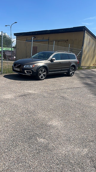 Volvo XC70 7 of 18