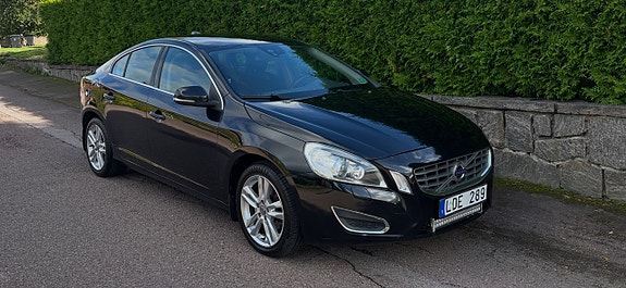 Volvo S60 3 of 8