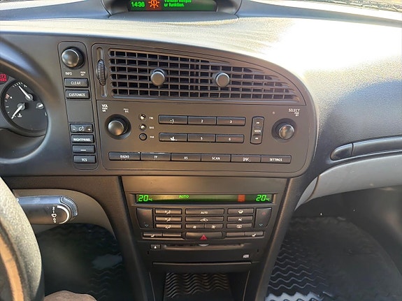Saab 9-3 11 of 22