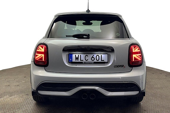 MINI Cooper 4 of 15