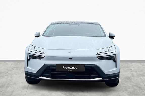 Polestar 4 3 of 15