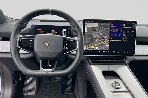Polestar 4 13 of 15