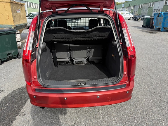 Ford C-Max 8 of 10