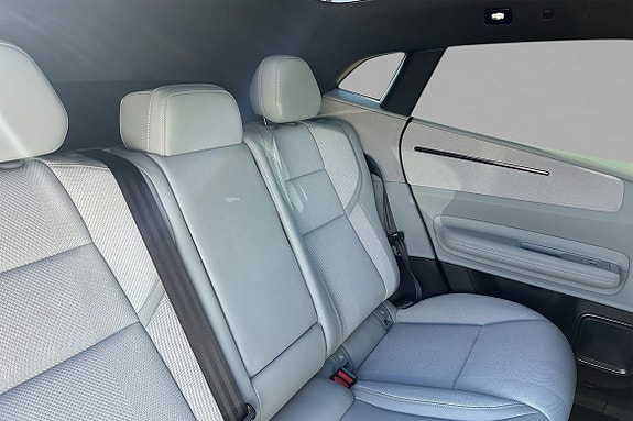 Polestar 4 15 of 15