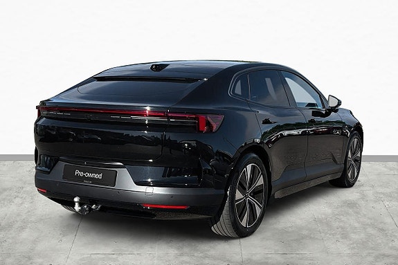 Polestar 4 9 of 15