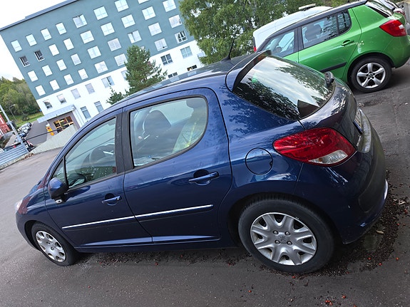 Peugeot 207 3 of 5