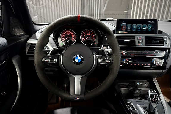 BMW M140i 12 of 23