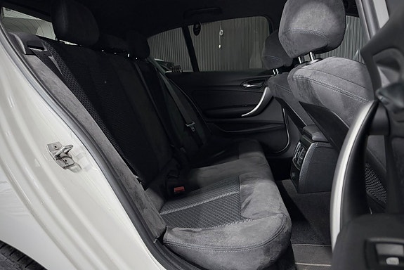 BMW M140i 19 of 23
