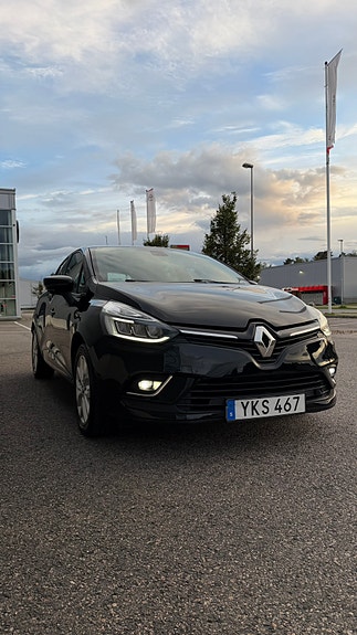 Renault Clio 7 of 11