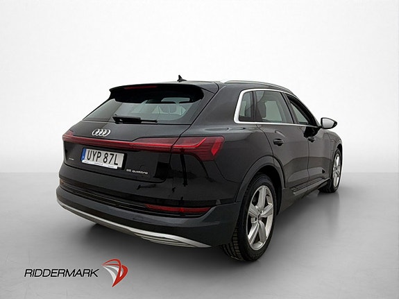 Audi e-tron 9 of 30
