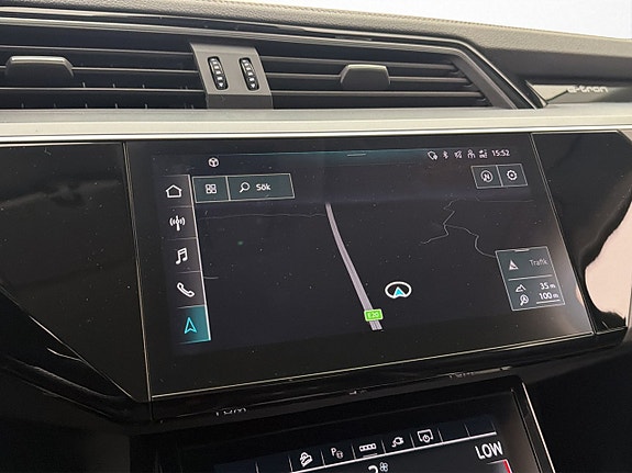 Audi e-tron 21 of 30