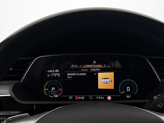 Audi e-tron 18 of 30
