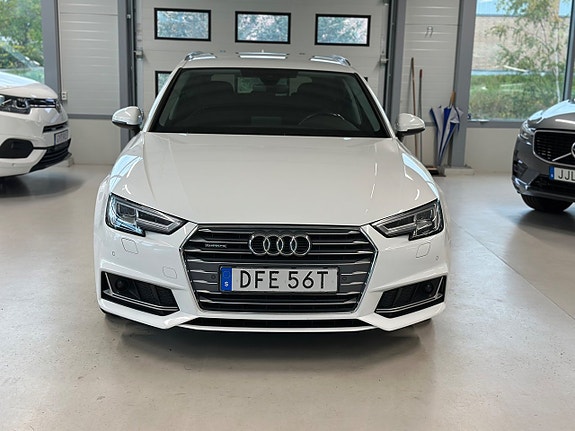 Audi A4 2 of 28