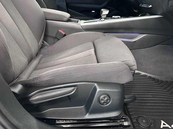 Audi A4 26 of 28