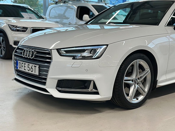 Audi A4 9 of 28