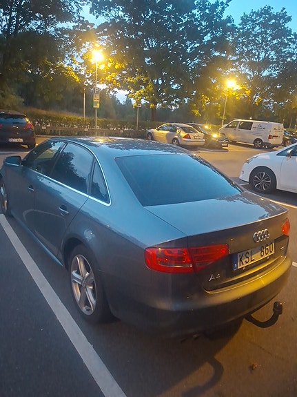 Audi A4 4 of 7