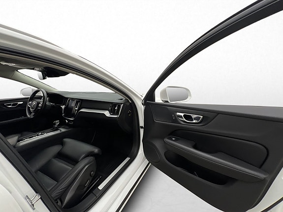Volvo V60 18 of 30
