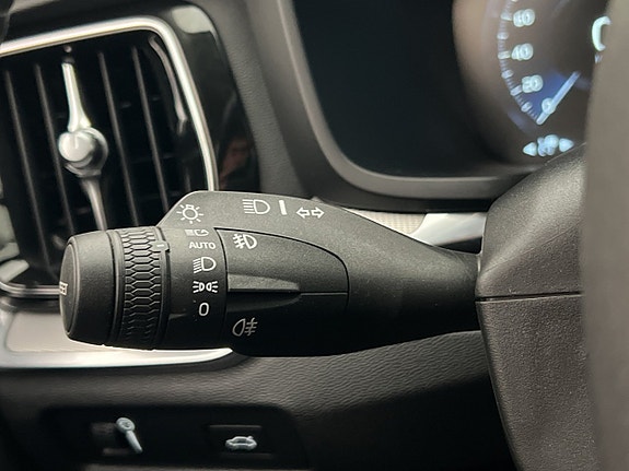 Volvo V60 22 of 30