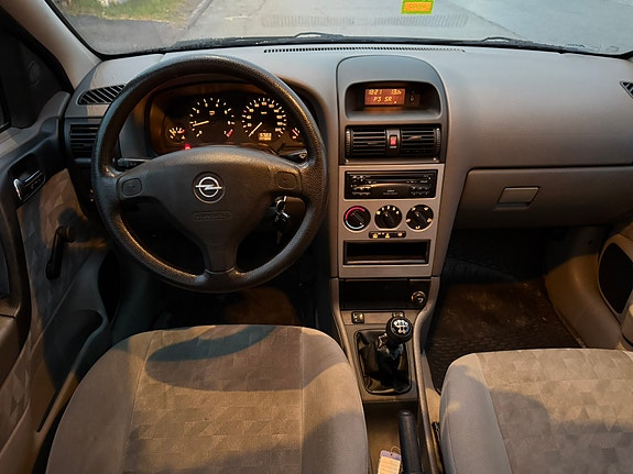 Opel Astra 6 of 7