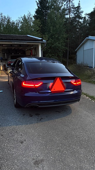 Audi A5 3 of 8