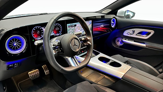Mercedes-Benz CLA250+ 12 of 25