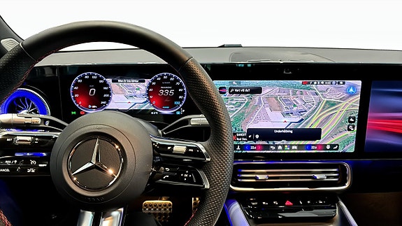 Mercedes-Benz CLA250+ 16 of 25