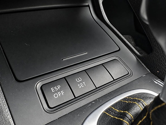 Volkswagen Golf I 17 of 17