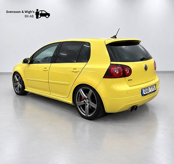Volkswagen Golf I 2 of 17