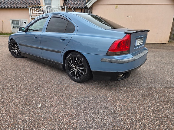 Volvo S60 5 of 5