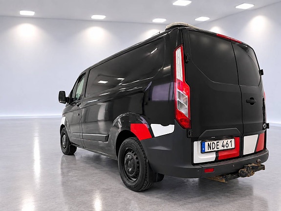 Ford Transit Custom 8 of 14