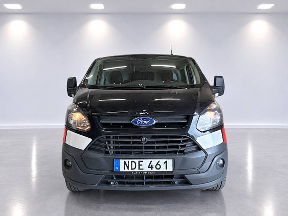 Ford Transit Custom 2 of 14