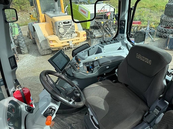 Valtra T 254 Versu 2 of 10