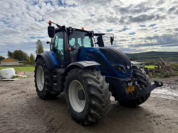 Valtra T 254 Versu 5 of 10