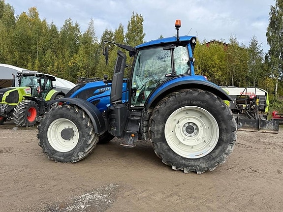 Valtra T 254 Versu 8 of 10