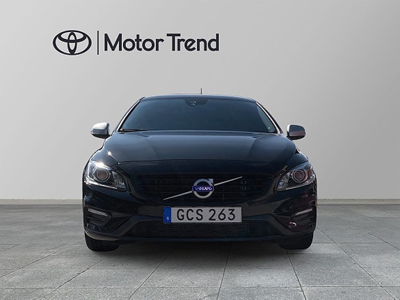Volvo S60 5 of 11