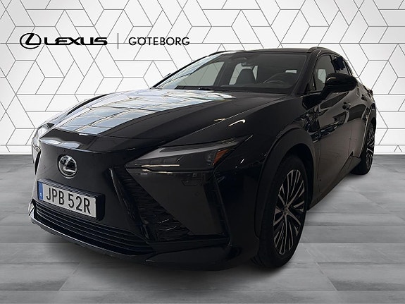 Lexus RZ300e 2 of 16