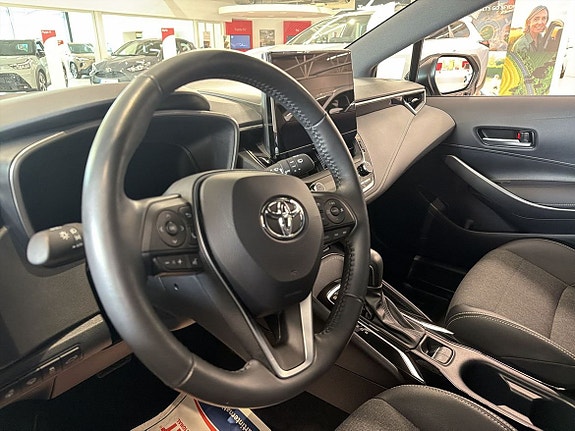 Toyota Corolla 15 of 15