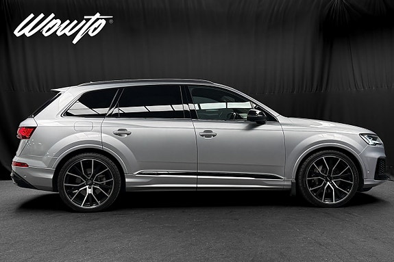 Audi Q7 3 of 23